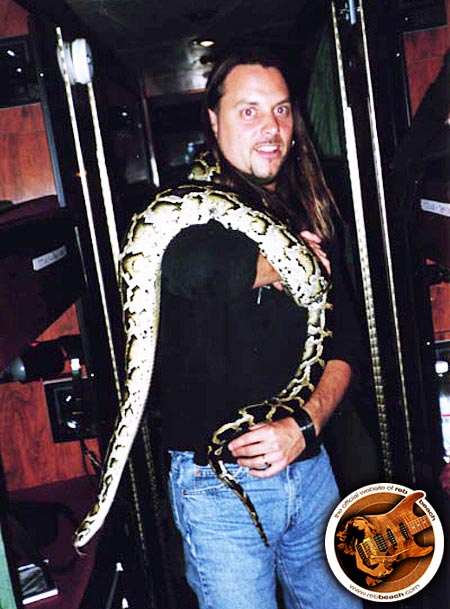 reb with alice cooper's snake!