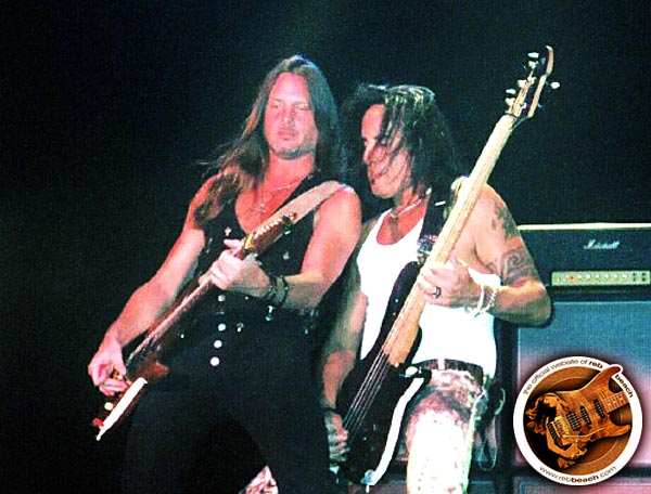 Reb with Whitesnake 2003